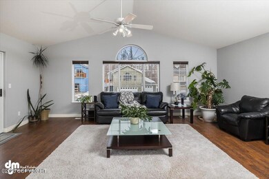 06-Living Room_DMD_0804