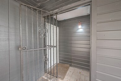 6718 Madrid St, Houston, TX 77021 - photo 5