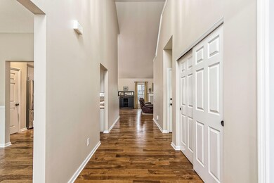 7956 Eric Ct, Lewis Center, OH 43035 - photo 2