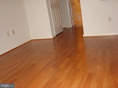 127 Timberbrook Ln unit 301, Gaithersburg, MD 20878 - photo 6