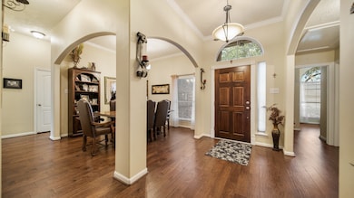 1506 Allison St, Alvin, TX 77511 - photo 3