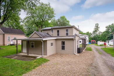 107 Vine St. E-109