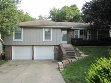 14721 W 93rd Terrace, Lenexa, KS 66215 - photo 2