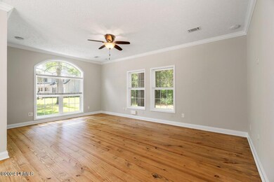 Living Area 2 (1)