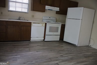 1311 E 67th St, Savannah, GA 31404 - photo 6