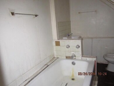 412 E 41st Ave, Gary, IN 46409 - photo 4