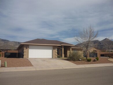 1431 Tierra Royos, Alamogordo, NM 88310 - photo 2
