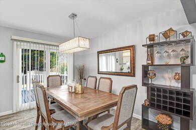 06-Dining Room