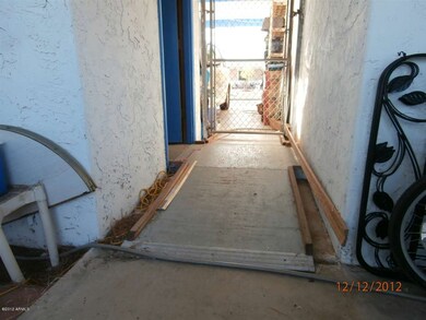 809 N 95th ramp for laundry