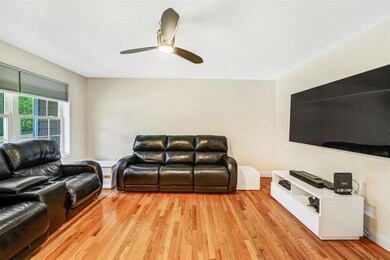 1 Kinsley Dr unit 1, Newton, NH 03858 - photo 5