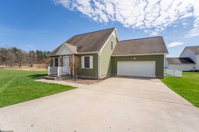 92 Kylie St, Reedsville, WV 26547 - photo 2