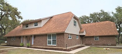 12520 Stage Coach Ln, Helotes, TX 78023 - photo 2