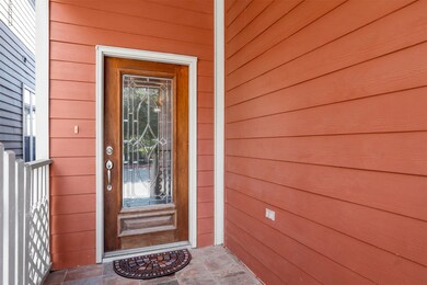 3306 Garden Crest Ln, Houston, TX 77018 - photo 5