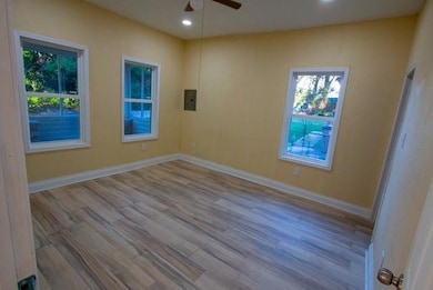 1557 Basil St, Mobile, AL 36603 - photo 5