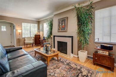 3743 Grantley Rd, Toledo, OH 43613 - photo 6