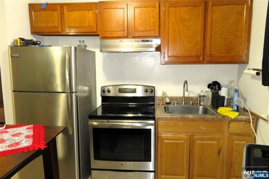 5-13 Ascension St unit 1H, Passaic, NJ 07055 - photo 4
