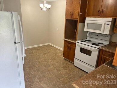 2324 & 2328 5th Ave, Hickory, NC 28602 - photo 4