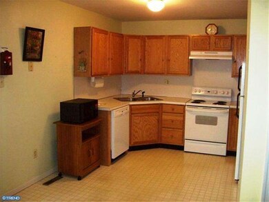 126 N 4th St, Bally, PA 19503 - photo 3