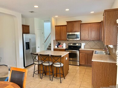 10022 Dawn Trail, San Antonio, TX 78254 - photo 6