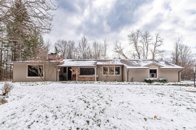 3926 Lake Dr SE, Grand Rapids, MI 49546 - photo 4