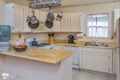 Bright Kitchen