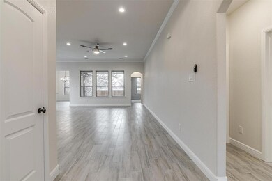 8508 Gibbs Dr, White Settlement, TX 76108 - photo 6