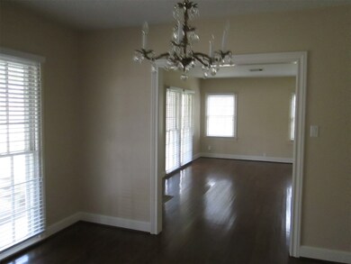909 Pinemont Dr, Houston, TX 77018 - photo 3