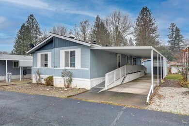 22071 Highway 62 unit 70, Shady Cove, OR 97539 - photo 2