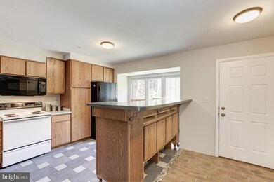 16812 Centerfield Way, Olney, MD 20832 - photo 4