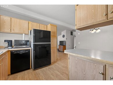 3035 Elm St, Baker City, OR 97814 - photo 7