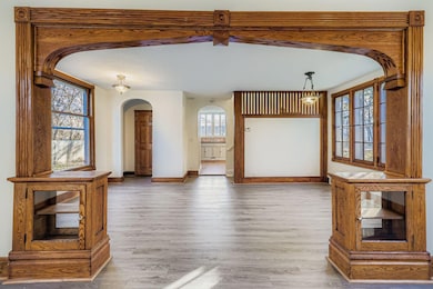 988 Reaney Ave E, Saint Paul, MN 55106 - photo 2