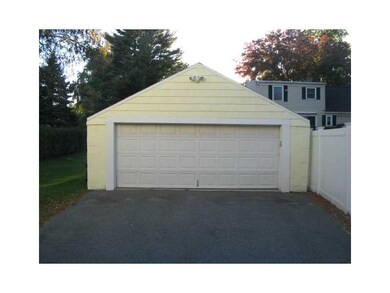 135 Milton Ave, North Smithfield, RI 02896 - photo 6
