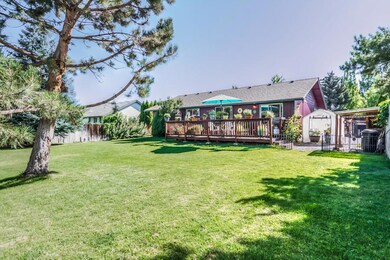 1531 SW 17th St, Redmond, OR 97756 - photo 2