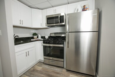 225 Lordship Blvd unit 1F, Stratford, CT 06615 - photo 4