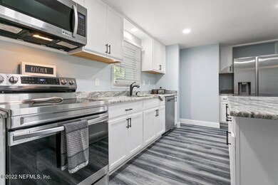 5555 Tampico Rd, Jacksonville, FL 32244 - photo 6