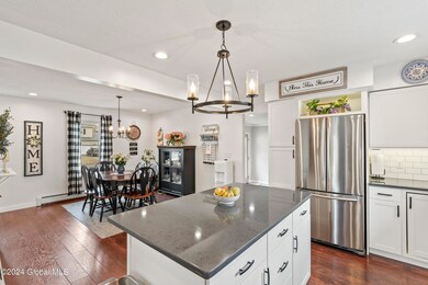 735 Downing St, Schenectady, NY 12309 - photo 7