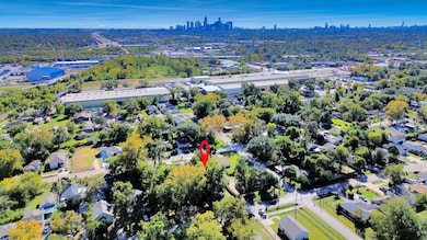 3206 Melbourne St, Houston, TX 77026 - photo 6