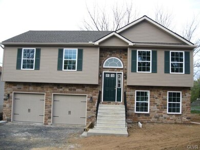 701 Oakwood St, Easton, PA 18045 - photo 2