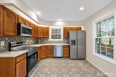 153 Concordia Cir unit d, Monroe Township, NJ 08831 - photo 7