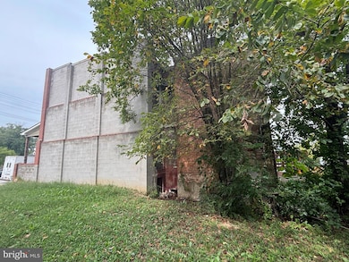 2317 Annapolis Rd, Baltimore, MD 21230 - photo 2