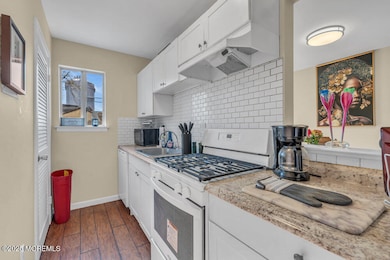 79 Carr Ave unit C, Keansburg, NJ 07734 - photo 2