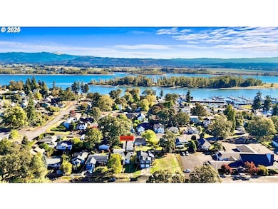 260 N 4th St, Saint Helens, OR 97051 - photo 4