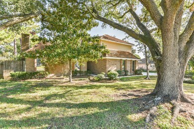 2205 Airline Dr, Friendswood, TX 77546 - photo 3