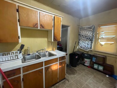 2645 Howden St, Muskegon, MI 49444 - photo 7