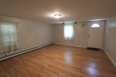 106 Eagle Ct, Milford, PA 18337 - photo 4