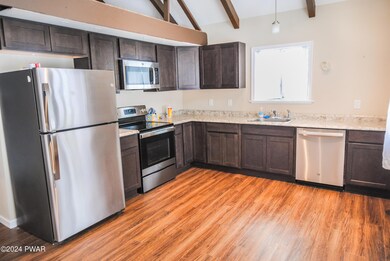 802 Song Mountain Terrace, Tafton, PA 18464 - photo 6