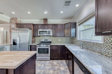 1452 N Wilson Ave, Fresno, CA 93728 - photo 7