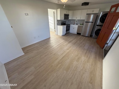 11 Oriole Cir, Ormond Beach, FL 32176 - photo 2