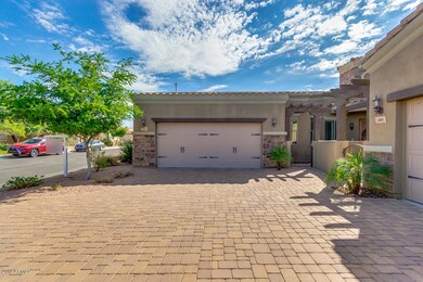 2 CAR GARAGE