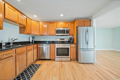 89 Ashworth Ave unit 7, Hampton, NH 03842 - photo 3